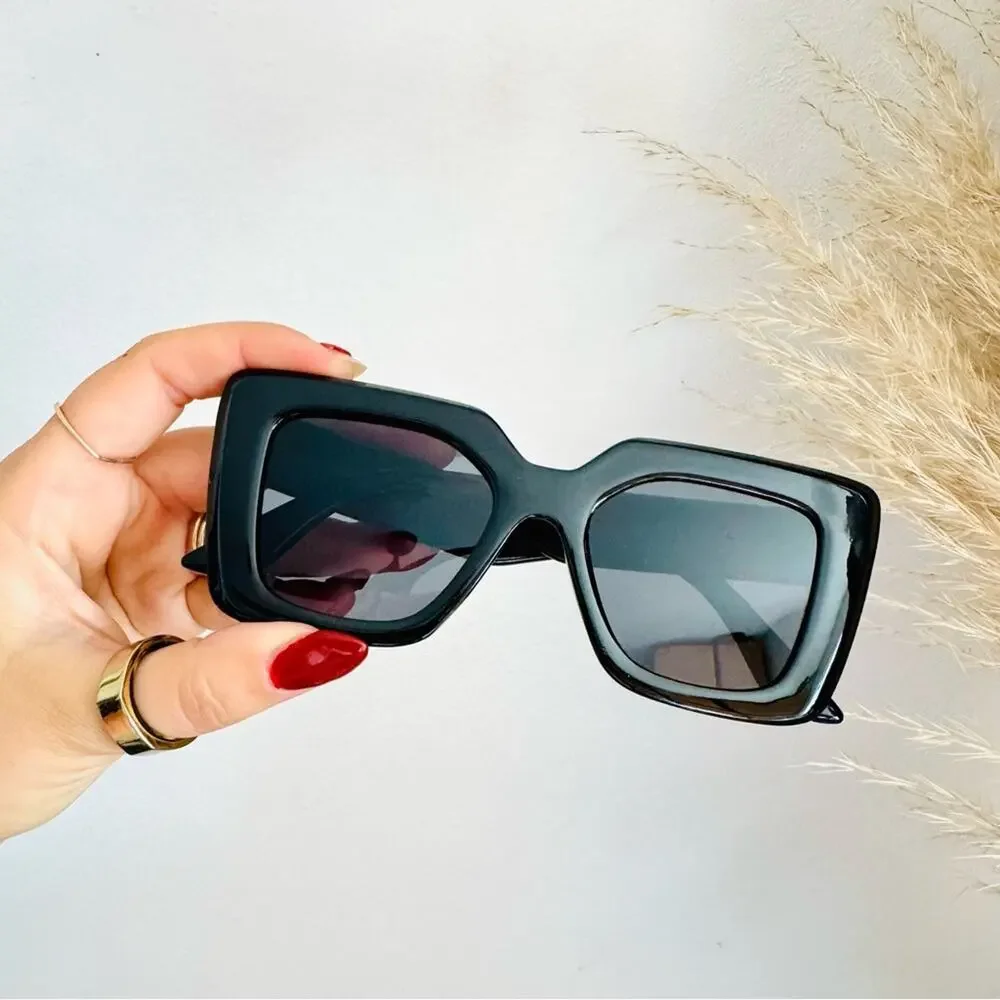 NEW NORDSTROM Black Solid $78 Chunky Oversized Plastic Sunglasses Sunnies Y2K - Picture 10 of 14